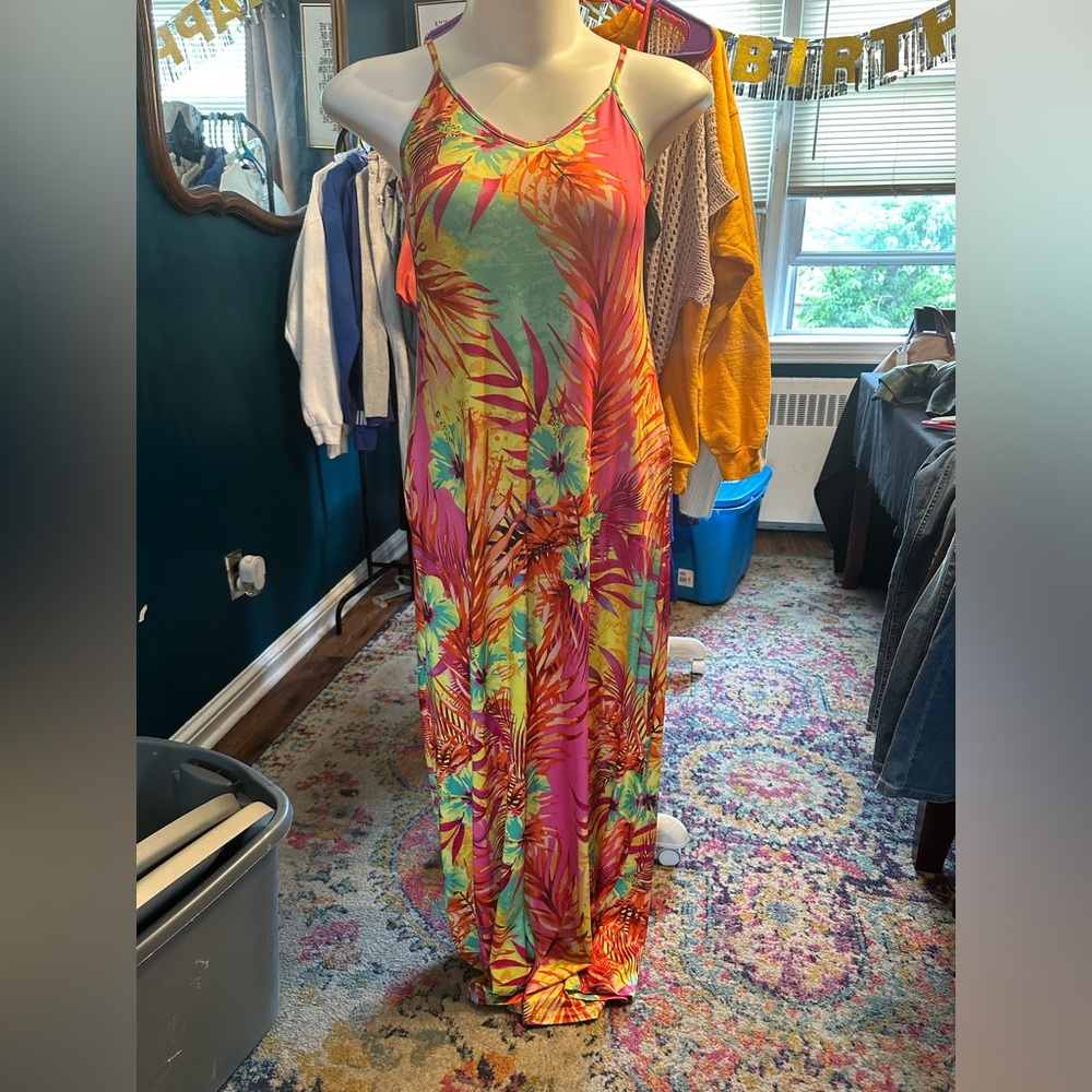 Ladies tropical maxi dress